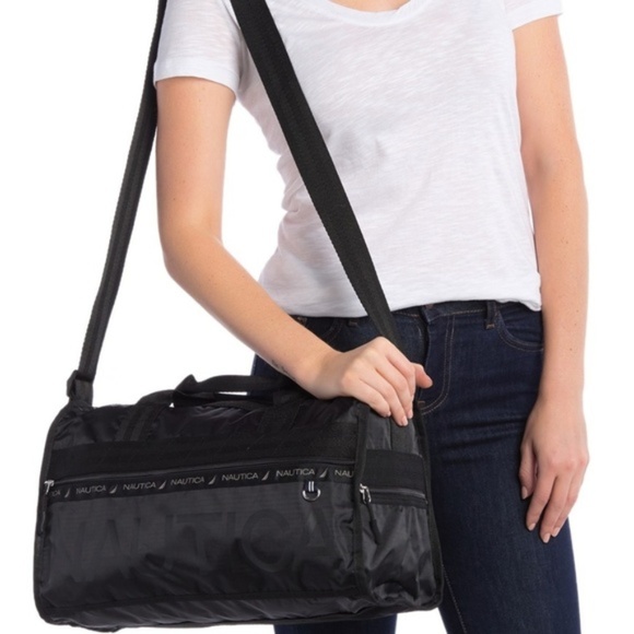 Nautica Duffel / Travel Bag - Picture 1 of 7